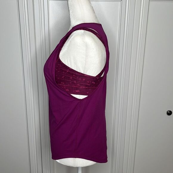 Lululemon Ready & Go Tank Size 2 - Picture 6 of 9